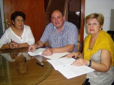 PONS QUÍMICAS RENOVA L'ACORD AMB CÀRITAS GATA