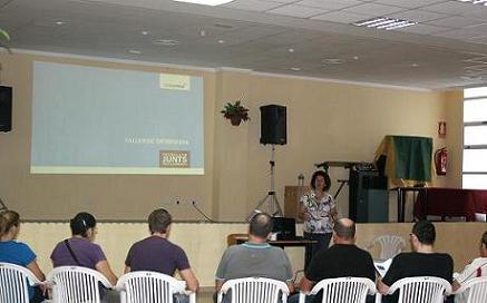 CREAMA GATA ORGANITZA UN TALLER D'ENTREVISTA