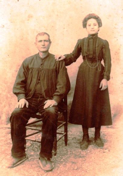 FOTOGRAFIES ANTIGUES (Gata en el record) -1.301-A, 1ª del dia 8/11-