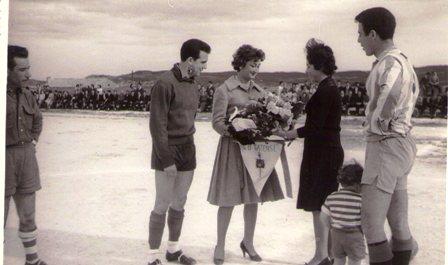 FOTOGRAFIES ANTIGUES (Gata en el record) -1.341, la de hui dia 18-