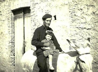 FOTOGRAFIES ANTIGUES (Gata en el record) -1.345, la d'ahir dia 22/12-