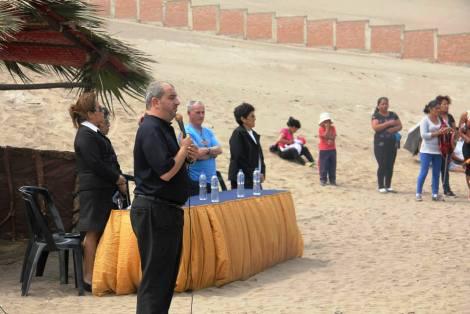 LA MIRADA DEL PERÚ CONVOCA A TOTS PER A CONÉIXER LA TASCA DEL MISSIONER GATER VICENT FONT AL PAÍS ANDÍ