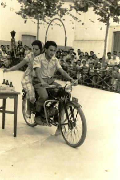 FOTOGRAFIES ANTIGUES (Gata en el record) -1.374, la dahir dia 20/1-