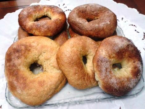 PER SANT BLAI, ROTLLOS, dolços i pa socarrats