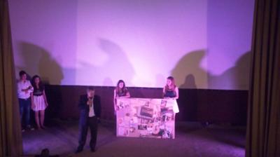 UN POC MÉS QUE UN FESTIVAL O UN MUSICAL ( I ): EMOTIU ACTE AL REOBERT CINE LA PAZ