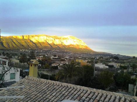 IMATGE CURIOSA: torna a sorprendre el gran MONTGÓ