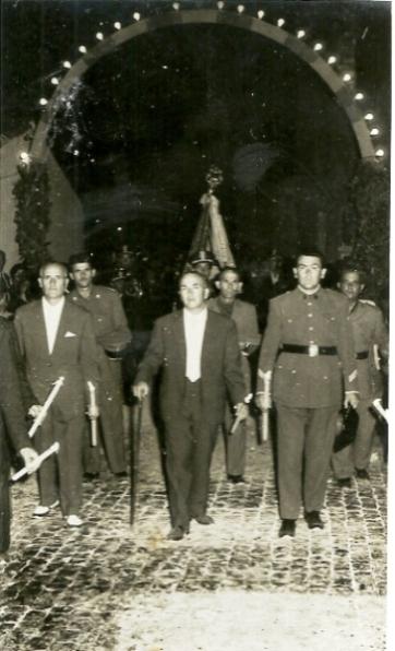 FOTOGRAFIES ANTIGUES (Gata en el record) -1.407, la d'ahir dia 22/2-