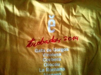 IMATGES CURIOSES: Gata encapçala el llistat de les Trobades dEscoles en valencià 2014