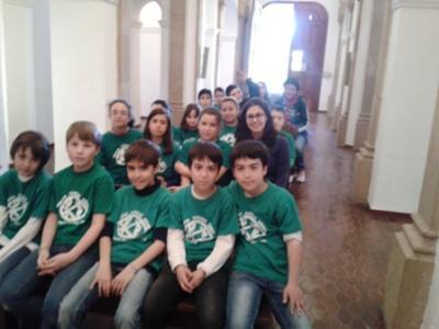 UN GRUP JÚNIOR DE DÉNIA VISITEN L'ERMITA I EL POBLE