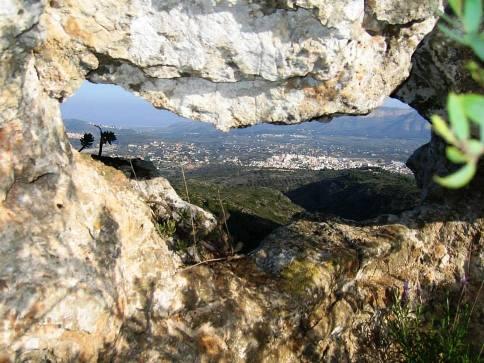 IMATGES CURIOSES: des de la Finestreta, allà al Serrillàs, com es veu Gata!
