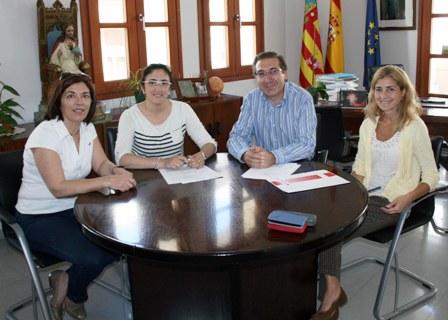 LAJUNTAMENT DE GATA SIGNA EL CONVENI ANUAL AMB CREU ROJA XÀBIA