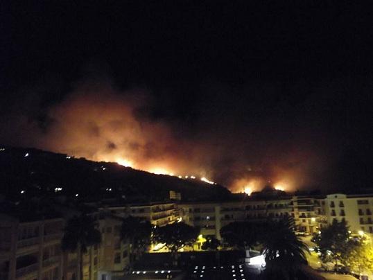 ENS DESPERTEM AMB UNA SENSACIÓ DE RÀBIA I IMPOTÈNCIA, EL CRIM NATURAL: el veí Montgó cremant-se