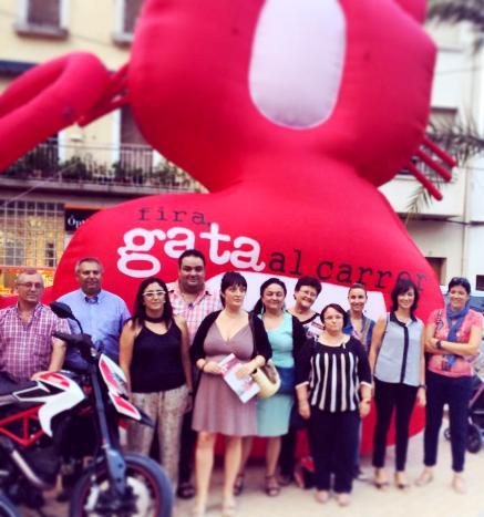 COMENÇA EL COMPTE ENRERE PER A LA FIRA GATA AL CARRER XI 2014