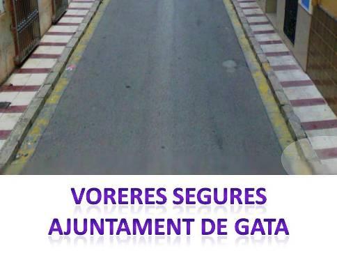 CAMPANYA MUNICIPAL PER A MILLORAR LES VORERES (ACERAS) DE GATA