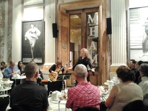 EL DUET FORMAT PER LA GUITARRISTA GATERA ROSARIO CASELLES I LA SOPRANO MARTA ARBONÉS, SEGUIX TRIOMFANT A CATALUNYA