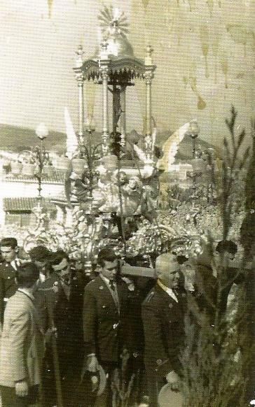 FOTOGRAFIES ANTIGUES (Gata en el record) -1.641, la del dia 14/10-