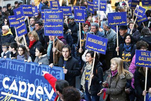 L'ESCOLA DE GATA TAMBÉ HA ESTAT A LA PRESENTACIÓ DE LES TROBADES 2015 A VALÈNCIA