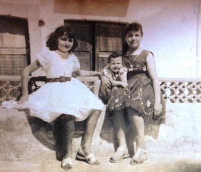 FOTOGRAFIES ANTIGUES (Gata en el record) Nº 1.712, del 24-12-2014)