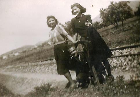 FOTOGRAFIES ANTIGUES (Gata en el record) -1.721, la del dia 2/1/2015-