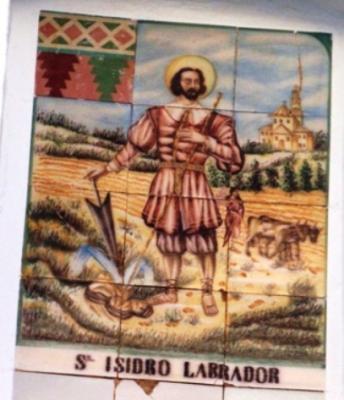 HUI ES LA FESTA DE SANT ISIDRE LLAURADOR. A Gata té un plafó ceràmic