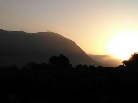 GATA: VISTES D'UN DIA CAP AL MONTGÓ ( I ), 7,30 H.