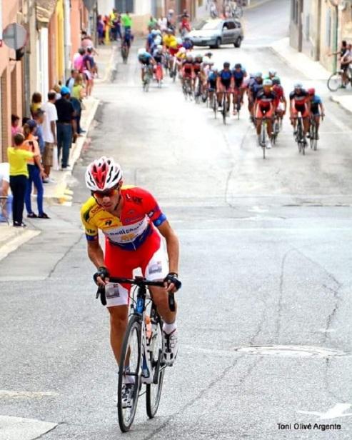 EL CICLISTA GATER SERGIO TORRES JORRO, 17 EN LA PROVA DE BENAGUASIL 2015