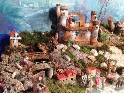 TEMPS DE BETLEMS: un castell i més detalls al del carrer La Bassa