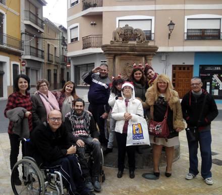 LA GENT DEL TAPIS FELICITA ELS NADALS A TOTA GATA