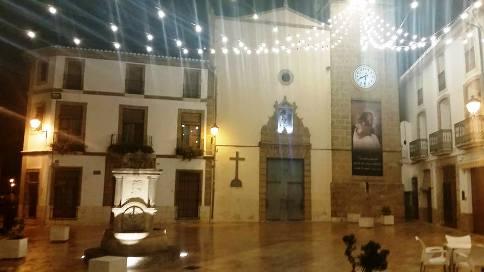 GATA, TRADICIÓ, COSTUMS, REFRANYER: LA NITI EL DIA DE NADAL