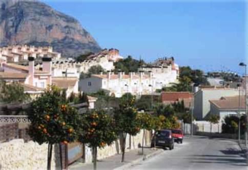 NOU CAPÍTOL DE GATA RESIDENCIAL: L'AJUNTAMENT EXIGEIX A L'EMPRESA BERTOLÍN QUE ACABE LES OBRES