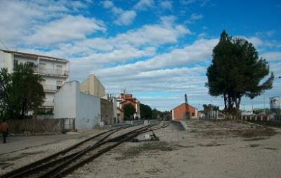 LA PREMSA PARLA DEELS NOUS HORARIS DEL TRENETI DEL RESCAT D'UNA DONA A UN CLUB PROP DE GATA (TERME DE DÉNIA)