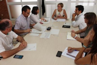 LA PREMSA TORNA A PARLARde les obres del TRAM (sense tren fins 2019?)