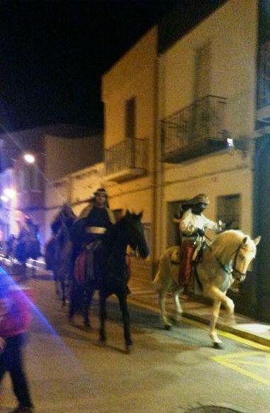 LA PREMSA PARLADELS 400 VEÏNS DE GATA QUE PARTICIPARAN EN EL MISTERI DE REIS MAGS EL DIA 5