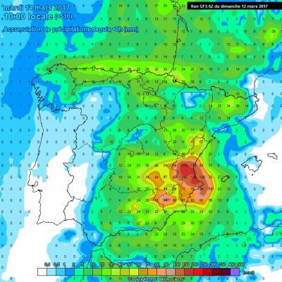 MAL TEMPS A GATA: PLOU DES D'ANIT. JA SE SUPEREN ELS 50 MM. DE PLUJA