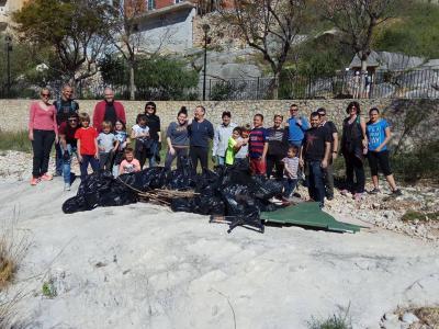 GATA: PRIMERA JORNADA DE NETEJA DEL RIU (del Parc del Raval al de la Font del Riu)