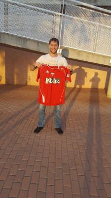 EL CANTERÀ TORNA A CASA: BATI, PRIMER GRAN FITXAGE DEL GORGOS C.F.