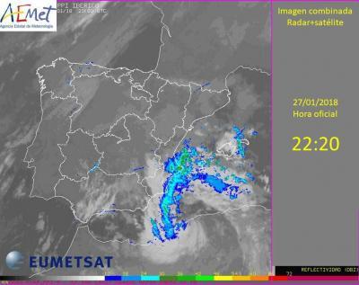 LA PLUJA DEIXA JA 21 LITRES A GATA