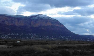 TORNA A NEVAR I ARA MÉSAL MONTGÓ (darrer divendres, s'enfarina el Vell Gegant)