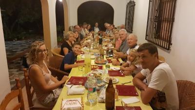 EL VEÏNAT DE LA PARTIDA JULIANS (de Gata i Xàbia) CELEBREN EL SEU TRADICIONAL SOPAR DE LESTIU