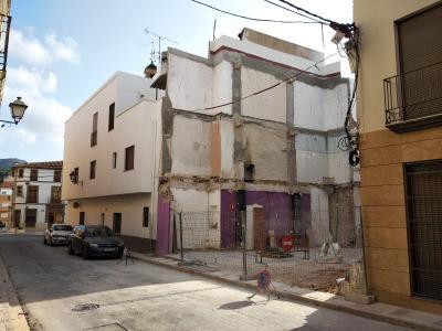MIRADES URBANES PER GATA: ADÉU A LA CASA DE LA HISTÒRICA TENDA DE CA PEPITO (Foto: Bernat Torres)