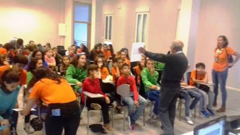 HUI S'HA CELEBRAT EL DOMUND. A Gata, els Júniors han conegut el testimoni de Vicente Berenguer, més de 50 anys a Moçambic