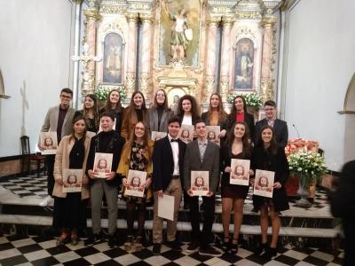 CONFIRMACIÓ DE 16 JÓVENS DE LA PARRÒQUIA DE GATA