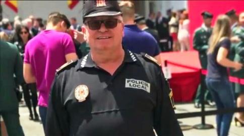 LA PREMSA PARLA DELA JUBILACIÓ DE MANOLO, EL VOLGUT POLICIA LOCAL DE GATA