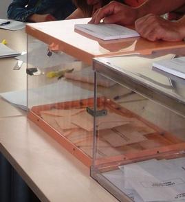 COMENÇA LA MAQUINÀRIA ELECTORAL PER AL 28-A I PER AL 26-M: A GATA, AL GRUP ESCOLAR I A LEDIFICI POLIVALENT ESTARAN LES MESES