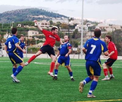 GORGOS C.F.: GOLEJADA DEL PRIMER EQUIP (5-0), CAUEN EL JUVENIL (2-1), CADET (2-4) I INFANTIL, CONTRA XÀBIA, PEDREGUER I FONT DENCARRÒS