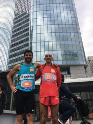 ELS ATLETES XABIENCS DORIGEN GATER, IGNASI CARDONA TORRES I TONI SOLER LLIDÓ, 4rt i 6é A LA TORRE DE PARÍS (4ª prova del Circuit Vertical de carreres del món)