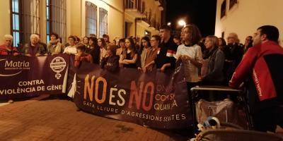 GATA ES CONCENTRA CONTRA LA SENTÈNCIA DE LA MANADA DE MANRESA (Col·lectiu Feminista)