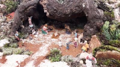 BON NADAL A TOTS ELS SEGUIDORS DEL BLOG. Es dia de tradicions: estrenes, bons desitjos, el putxero,