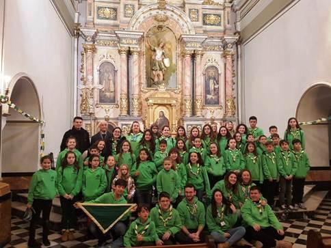 ELS JÚNIORS DE GATA INICIEN EL 50 ANIVERSARI AMB LA IMPOSICIÓ DE PANYOLETES I CRISMONS