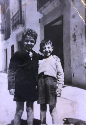 FOTOGRAFIES ANTIGUES (Gata en el record) (1.834): AQUELLS XIQUETS DABANS (propietat del 1er convidat X aniversari, Francesc Mulet)